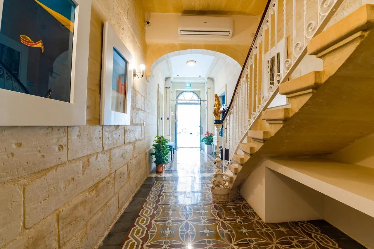 Guest house Monreal Boutique Townhouse - R024Rm6 Hotel Paola